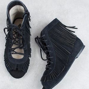 Joyfolie Black Khloe Booties - Size 4 NWOT